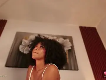 Hilaryebony_  live sex cam