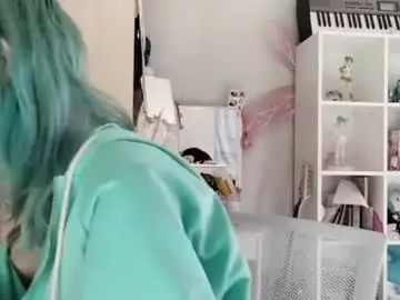 Tashinaolney  live sex cam
