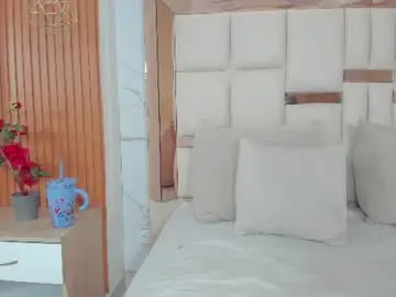 Zoe_thomppson  live sex cam