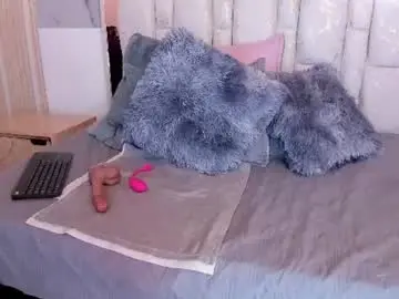 1naughty_milf  live sex cam