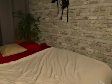 Ari_sollis  live sex cam