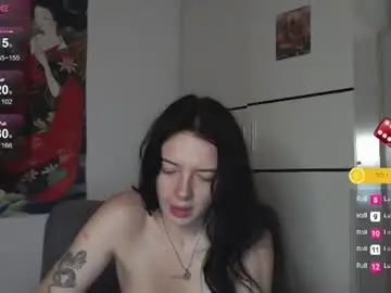 Calmlilly  live sex cam