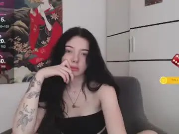 Calmlilly  live sex cam