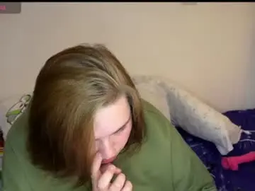 Charlinbraun  live sex cam