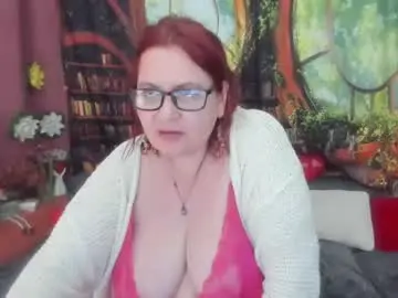 Dyannelovee  live sex cam