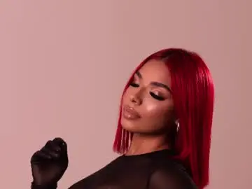Emmily_savage  live sex cam