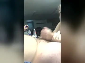 Foxyred63  live sex cam