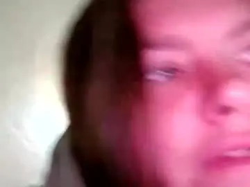 Icybbydragon  live sex cam