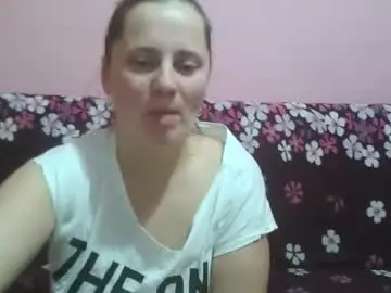 Malinkaya  live sex cam