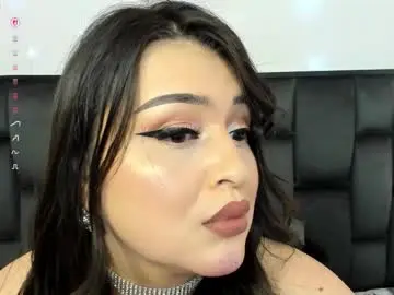 Martinamadisson  live sex cam