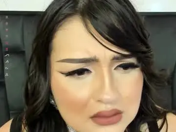 Martinamadisson  live sex cam