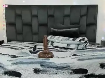 Martinamadisson  live sex cam
