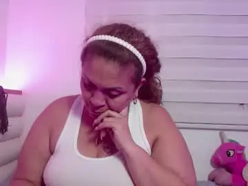 Scarlettbooty  live sex cam