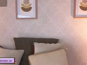 Veesimons_dh  live sex cam