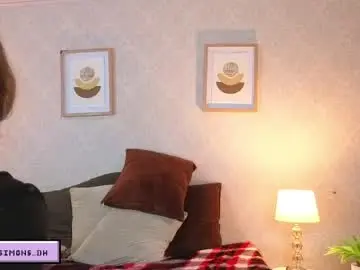 Veesimons_dh  live sex cam