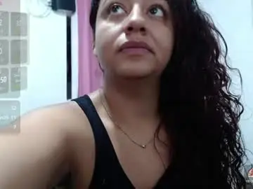 Daninianderson  live sex cam