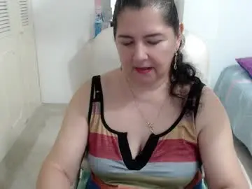 Leonela_69  live sex cam