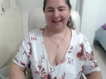 Leonela_69  live sex cam