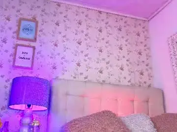 Lia_kitty0  live sex cam