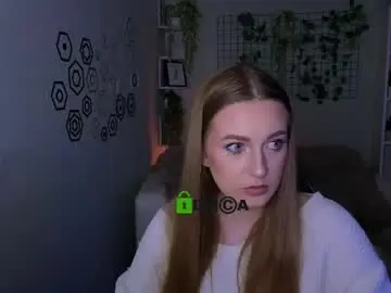 Luvmiraya  live sex cam