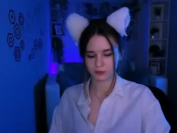 Luvmiraya  live sex cam