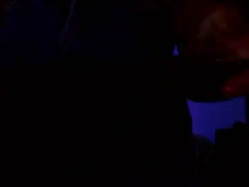 Melani_bear  live sex cam