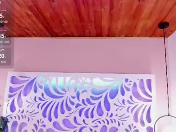 Oohmyboobss  live sex cam