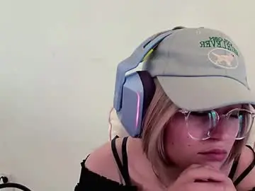 Pinkmoonbaby  live sex cam