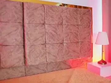 Shelleymorell  live sex cam