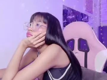 Aida_mom  live sex cam