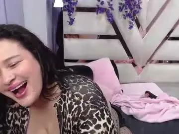 Atena_glow_  live sex cam