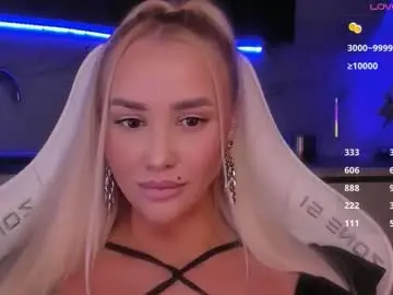 Blond_diamond  live sex cam