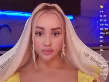 Blond_diamond  live sex cam