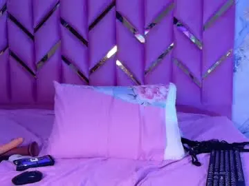 Indiancutiie  live sex cam