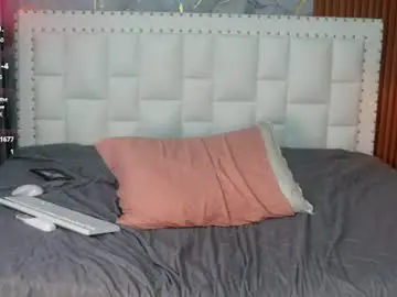 Indiancutiie  live sex cam