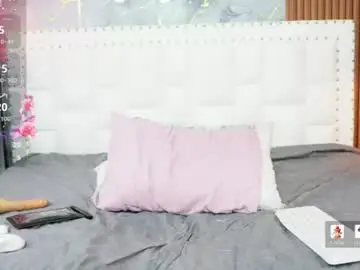 Indiancutiie  live sex cam