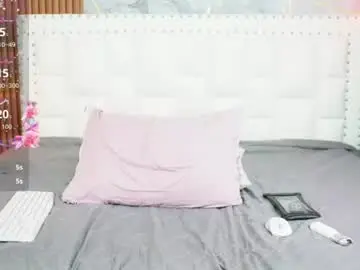 Indiancutiie  live sex cam
