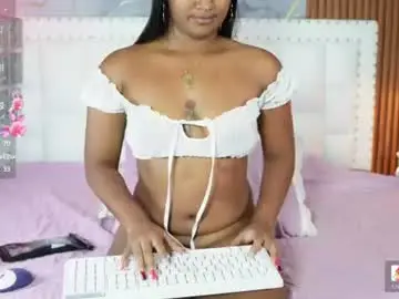 Indiancutiie  live sex cam