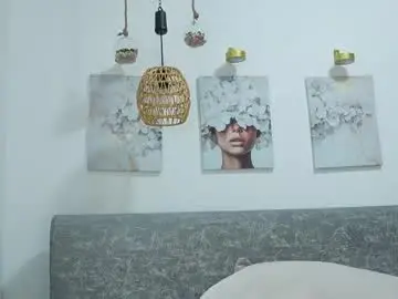 Katiecruz_  live sex cam