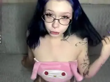 Lisacuty  live sex cam