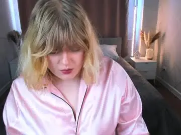 Luna_c0ra  live sex cam