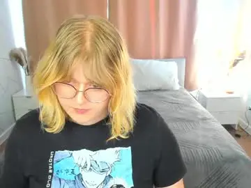 Luna_c0ra  live sex cam