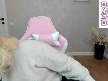 Luna_c0ra  live sex cam