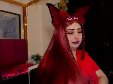 Lussyevans_  live sex cam