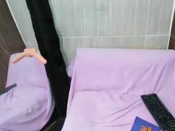 Matureaggressive  live sex cam