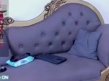 Peennelope  live sex cam