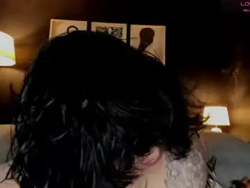 Skay_hot  live sex cam