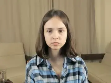 Vacuumbarbie  live sex cam