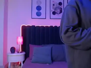 Velori_fg  live sex cam
