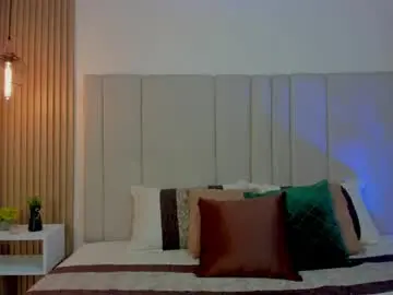 Victoria_rossee  live sex cam